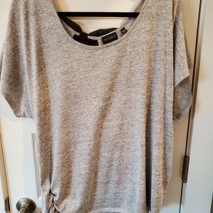 Gray tee with bow detail